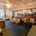 Heldt Dependance Hotel 2*